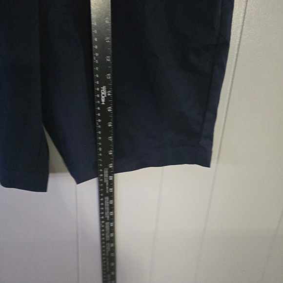 Banana Republic Mens 35 Core Temp Shorts Navy Blue 9" Inseam Performance NWT - Picture 5 of 9